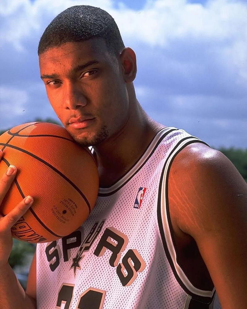 索默：我会弹吉他和钢琴；退役后我应该不当教练，压力太大了（索默自称会弹吉他与钢琴：退役后不考虑执教，压力太大）