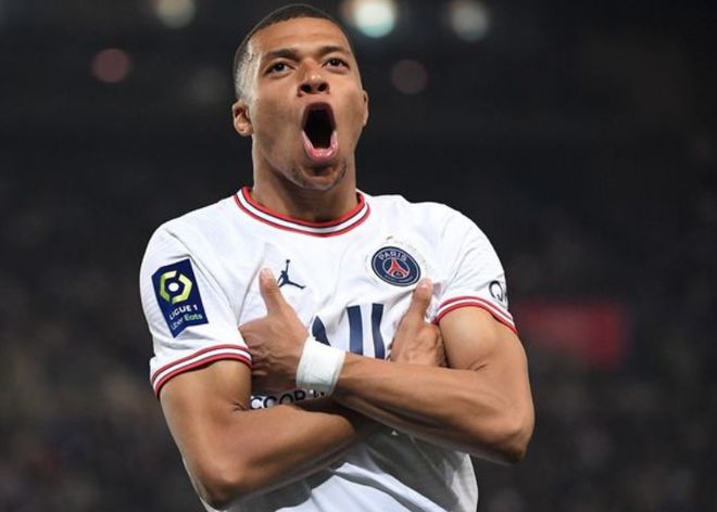 TA：利物浦担心伊萨克遭遇重伤，有可能在冬窗继续引进前锋（TA：伊萨克疑似重伤引发利物浦担忧，冬窗或再引进前锋）