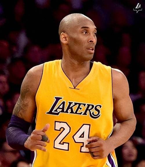 队报：里昂以750万签下捷克国脚攻击手舒尔茨（队报称里昂斥资750万欧引进捷克国脚前锋舒尔茨）