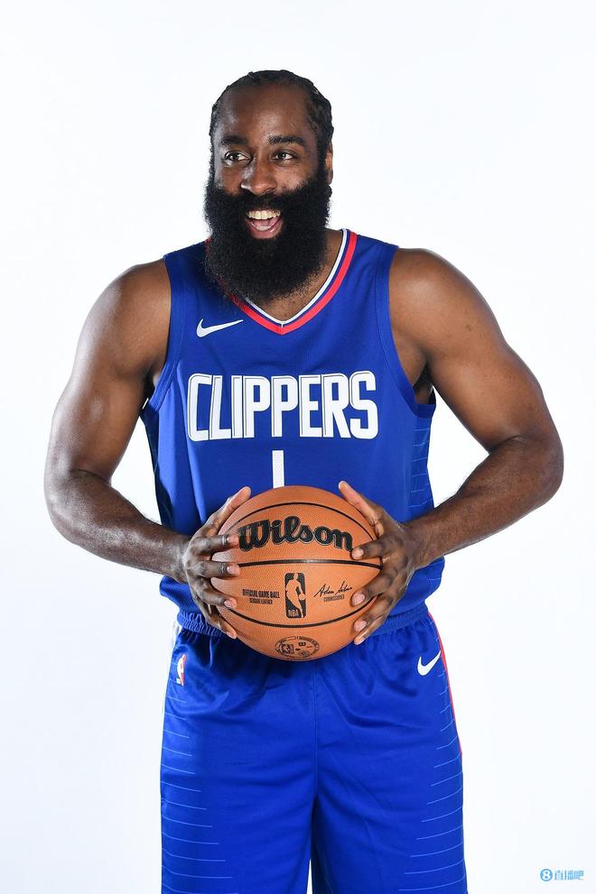 电讯报：斯特林6年前对亚特兰大狂轰4球，现如今已成隐形人（电讯报：曾对亚特兰大上演大四喜的斯特林，如今在队中几乎隐身）