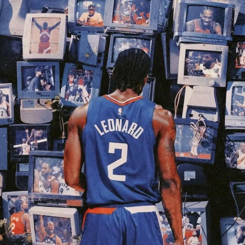 杜兰特关键中投命中，全场欢呼（杜兰特命中关键中投，引爆全场欢呼）