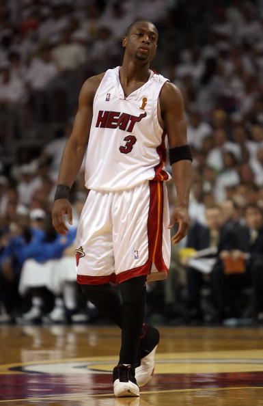 西甲：皇马状态不佳，毕尔巴鄂主场抢分无忧？毕尔巴鄂VS皇马（西甲前瞻：皇马近况低迷，毕尔巴鄂主场有望抢分（毕尔巴鄂VS皇马））