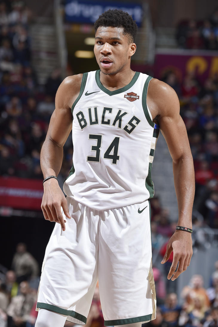 懂球帝12周年120大瞬间小组赛结果：梅西6次上榜，C罗4次武磊3次（懂球帝12周年“120大瞬间”小组赛出炉：梅西6次入选，C罗4次、武磊3次）