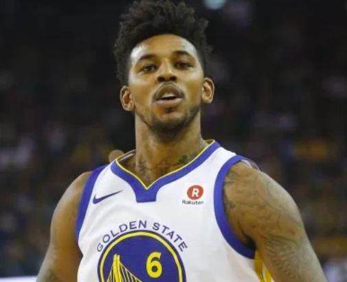 魏祥鑫：在梯队时我经常自己加练，上午训练下午晚上我就加练（魏祥鑫：梯队阶段我常自加训练，上午练完下午和晚上继续练）