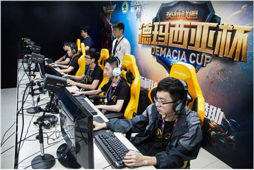 官方：亚马尔当选巴萨vs毕尔巴鄂竞技全场最佳球员